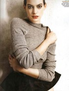 anne-hathaway-panties