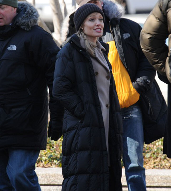 angelina-jolie-paparazzi angelina-jolie-paparazzi