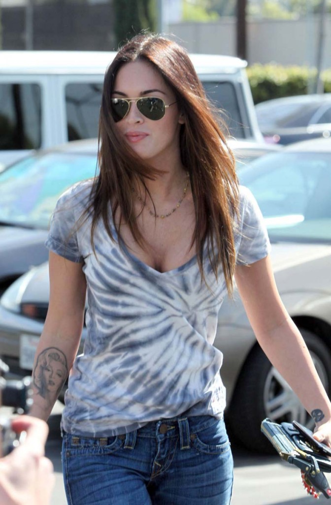 megan-fox-paparazzi megan-fox-paparazzi