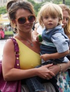 Britney Spears hard nipples Britney Spears hard nipples