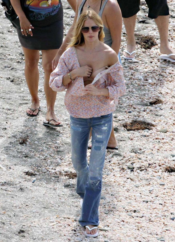Doutzen Kroes boobs Doutzen Kroes boobs