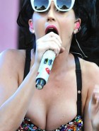 Katy Perry big boobs