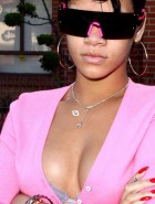 Rihanna tities Rihanna tities