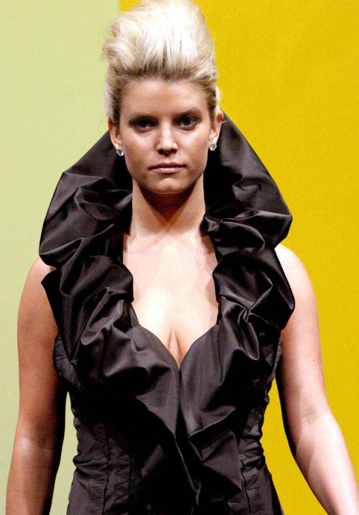 Jessica Simpson big tits