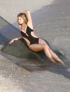 Doutzen Kroes swimsuit