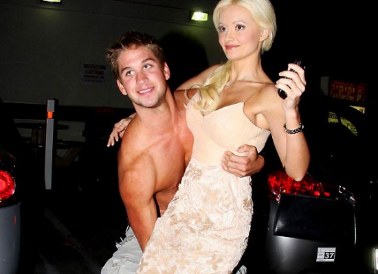 Holly Madison cleavage