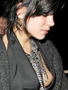 Lily Allen nipple slip