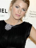 Blake Lively see thru