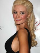 Holly Madison sideboob
