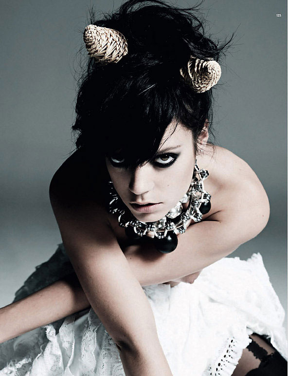 Lily Allen topless Lily Allen topless
