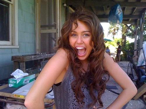 Miley Cyrus hot Miley Cyrus hot