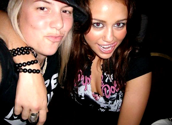 Miley Cyrus hot Miley Cyrus hot