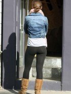 Olivia Wilde booty