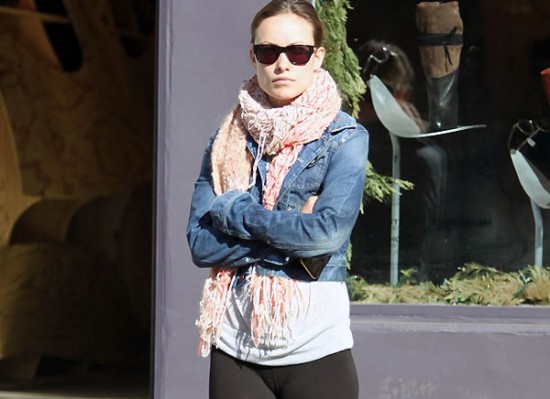 Here is hottie Olivia Wilde shopping in Venice This is how she should always