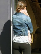 Olivia Wilde booty