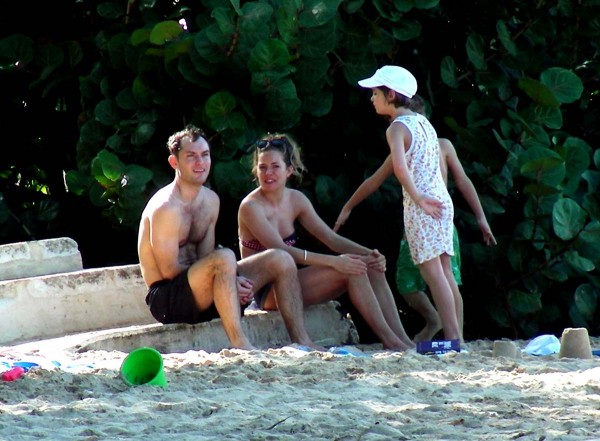 Sienna Miller bikini2 Sienna Miller bikini2