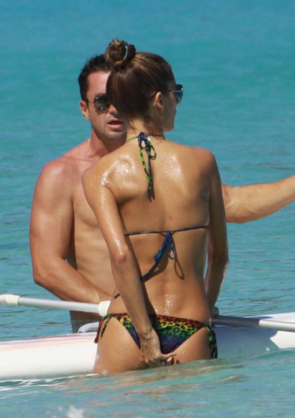 Alessandra Ambrosio hot ass