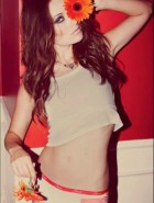 Olivia Wilde topless