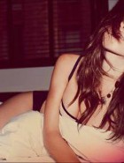 Olivia Wilde topless