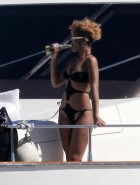 Rihanna black bikini