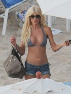 Victoria Silvstedt bikini