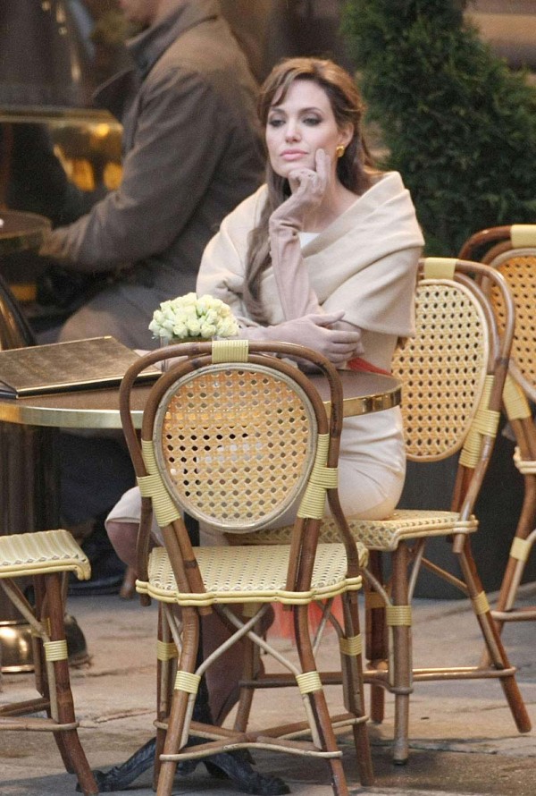 Angelina Jolie Angelina Jolie