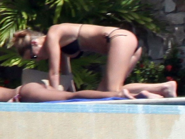 Bar Refaeli bikini body Bar Refaeli bikini body