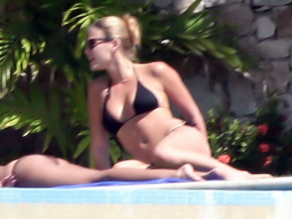 Bar Refaeli sexy Bar Refaeli sexy