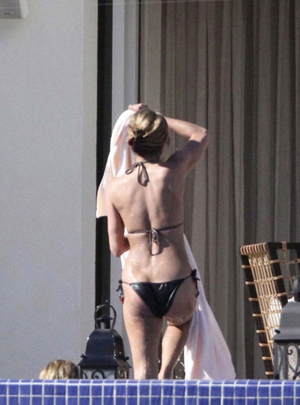 Jennifer Aniston hot Jennifer Aniston hot