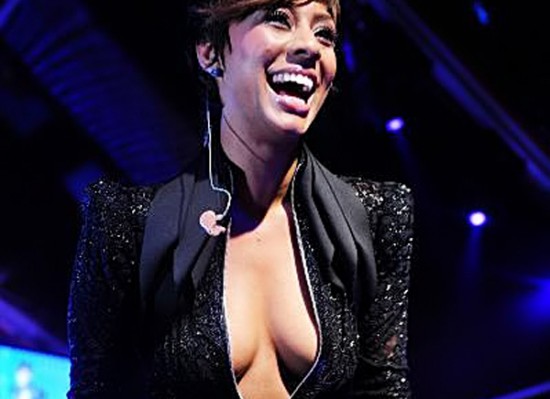 Keri Hilson cleavage