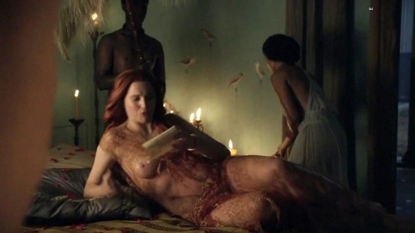Lucy Lawless nude
