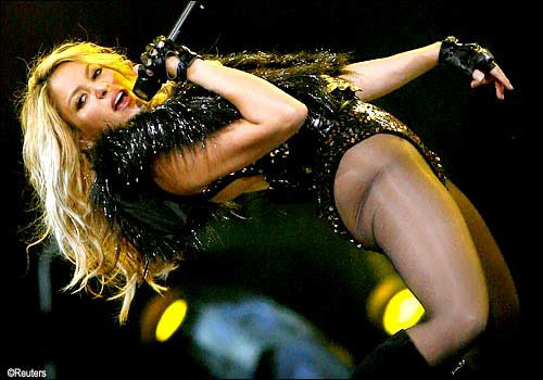 Shakira hot