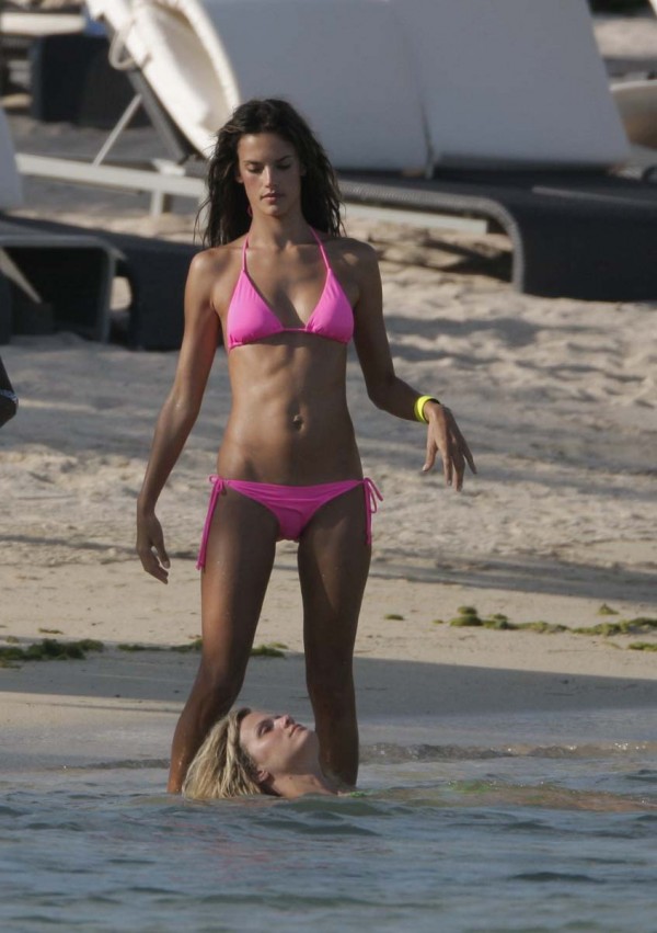 Alessandra Ambrosio pink bikini Alessandra Ambrosio pink bikini