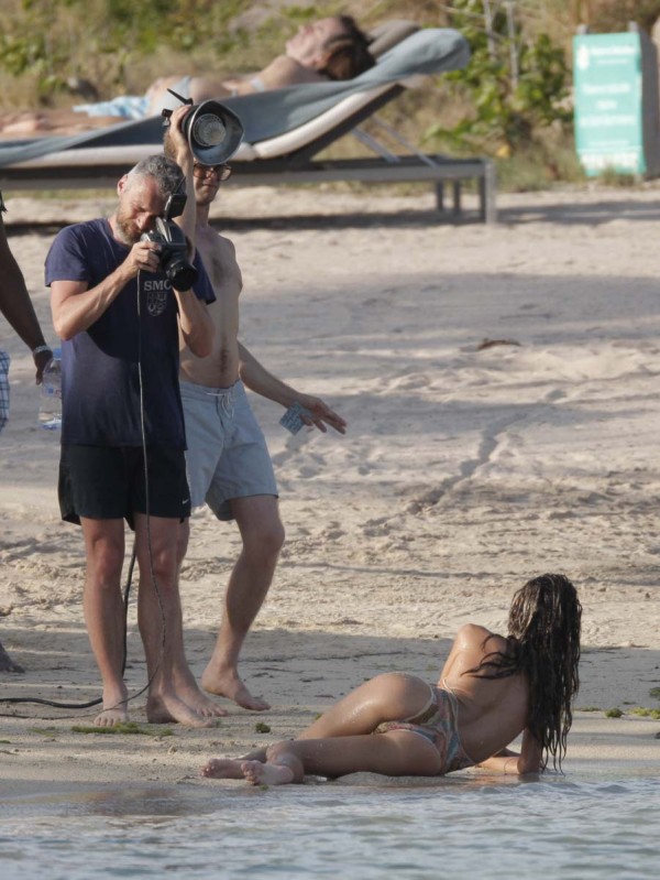 Alessandra Ambrosio sexy Alessandra Ambrosio sexy