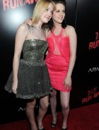 Dakota Fanning And Kristen Stewart Dakota Fanning And Kristen Stewart