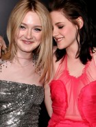 Dakota Fanning And Kristen Stewart Dakota Fanning And Kristen Stewart