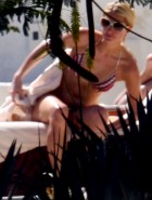 Paris Hilton hot