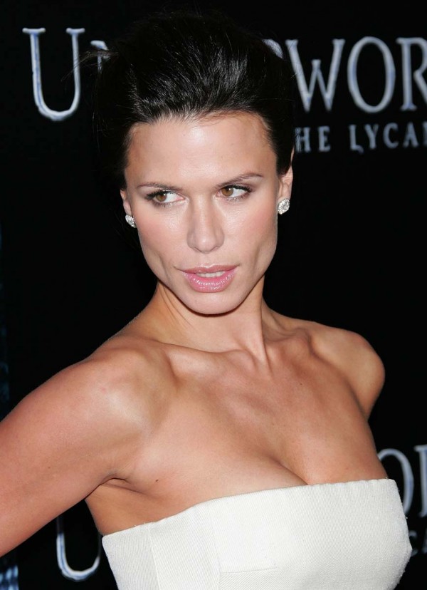 Rhona Mitra hot