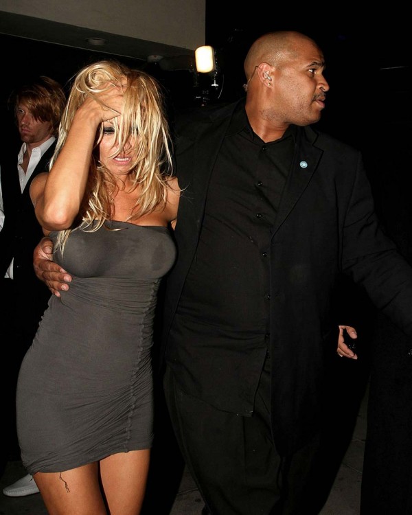 Pamela Anderson drunk boobs Pamela Anderson drunk boobs