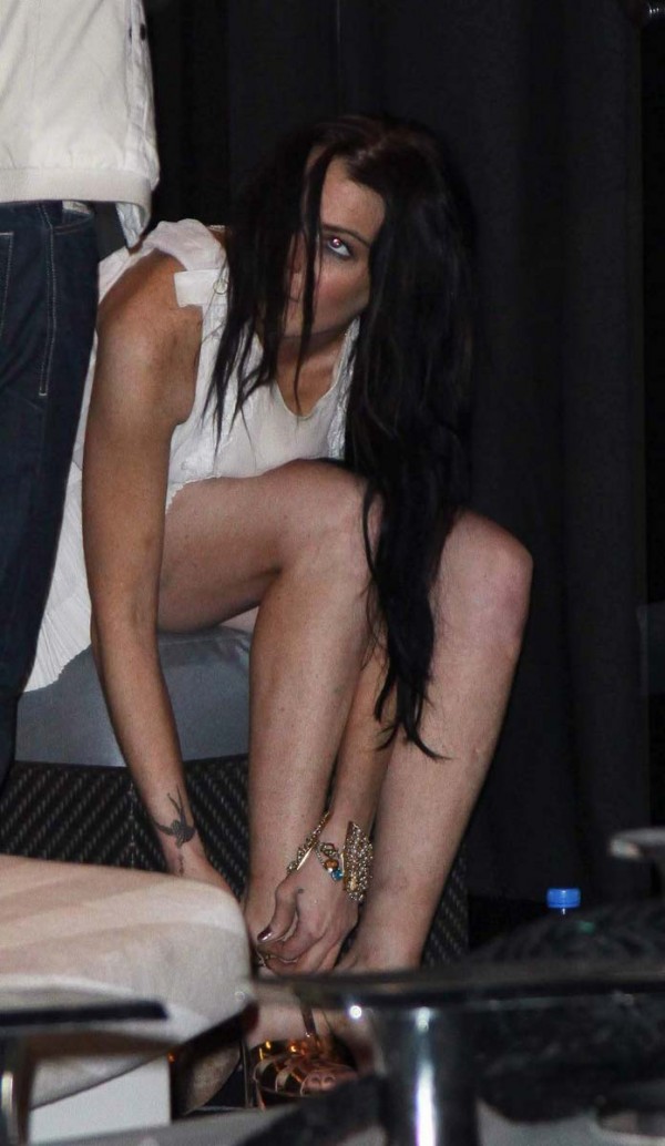 Lindsay lohan upskirt pussy Lindsay lohan upskirt pussy
