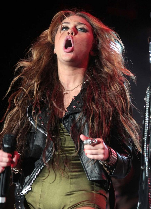 Miley Cyrus sexy ass Miley Cyrus sexy ass