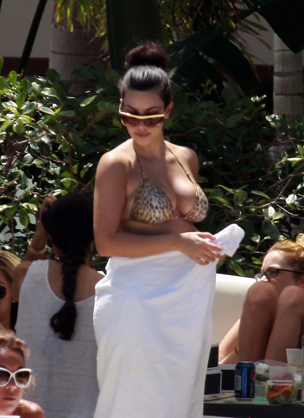 Kim Kardashian bikini