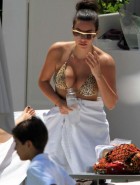 Kim Kardashian bikini