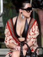 Kim Kardashian bikini