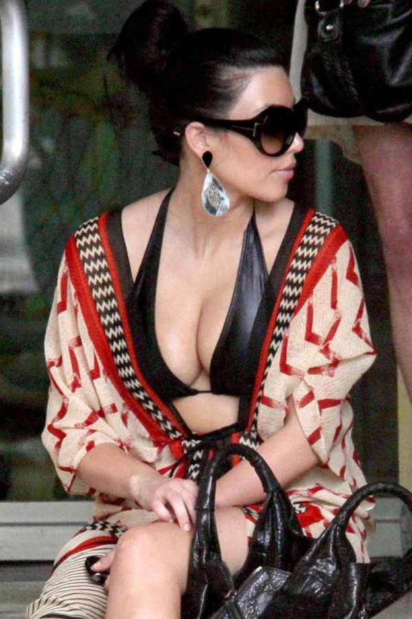 Kim Kardashian bikini Kim Kardashian bikini
