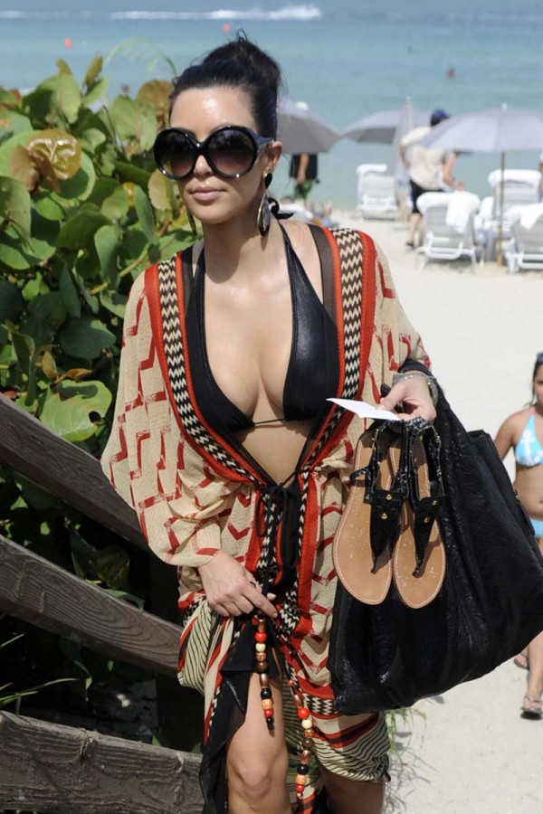 Kim Kardashian bikini Kim Kardashian bikini