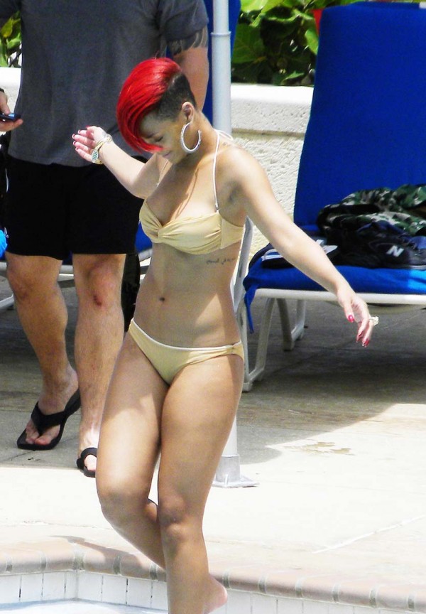 Rihanna bikini Rihanna bikini