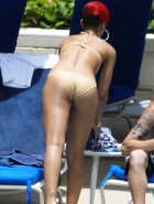 Rihanna sexy ass