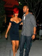 Rihanna boobs