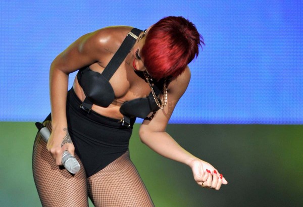Rihanna booty